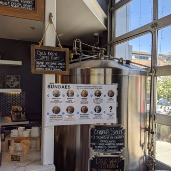 Two Dog Night Creamery - Ice Cream & Frozen Yogurt Near Me - Sebastopol, California Two Dog Night Creamery - Ice Cream & Frozen Yogurt Near Me - Sebastopol, California