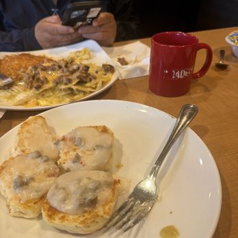 Loaded Cafe - American Near Me - Placentia, California