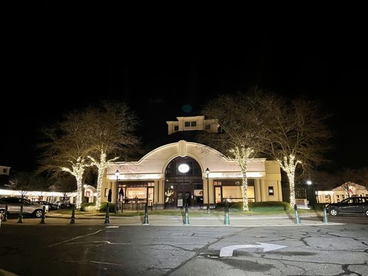 THE SHOPS AT SOMERSET SQUARE - Updated December 2024 - 71 Photos - 140