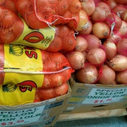 Caribbean Supermarket - More onions, great deals!