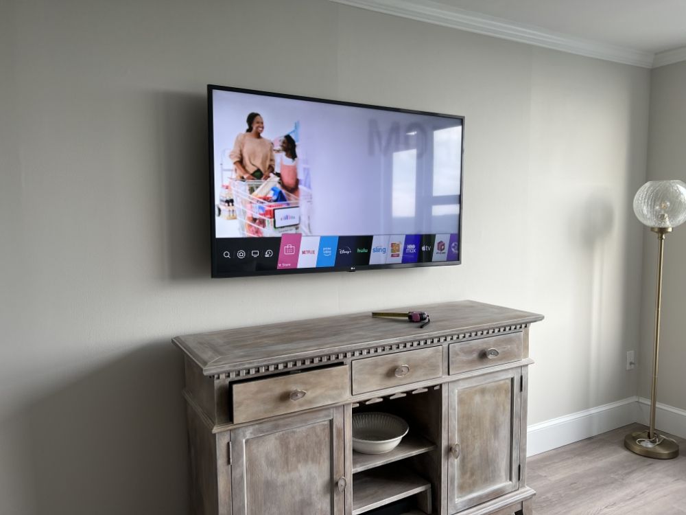 Slide of Jose Handyman