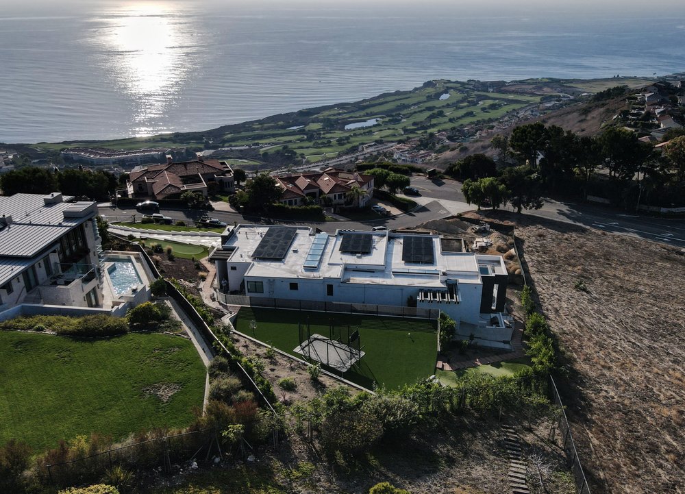 Slide of Howe Builders