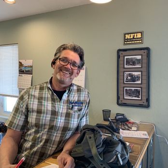 Cal-Nevada Towing - Joe posed near their NFIB plaque!! - Towing Near Me - Truckee, California Cal-Nevada Towing - Joe posed near their NFIB plaque!! - Towing Near Me - Truckee, California