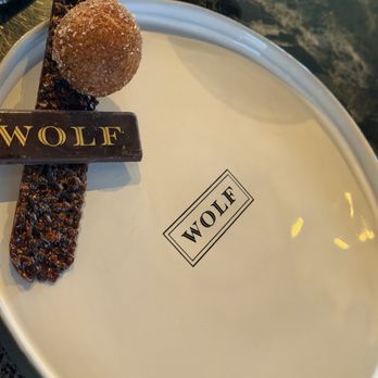 Wolf by Vanderpump at Caesars Republic Scottsdale - Wolf plates - Cocktail Bars Near Me - Scottsdale, Arizona Wolf by Vanderpump at Caesars Republic Scottsdale - Wolf plates - Cocktail Bars Near Me - Scottsdale, Arizona