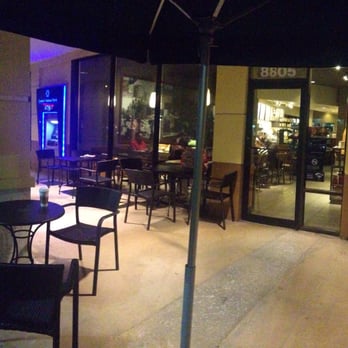 Starbucks - Outside patio area is a perfect spot to sip that warm beverage on cool evenings. - Coffee & Tea Near Me - Miami, Florida