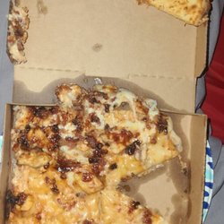 Round Table Pizza - Custom personal pizza