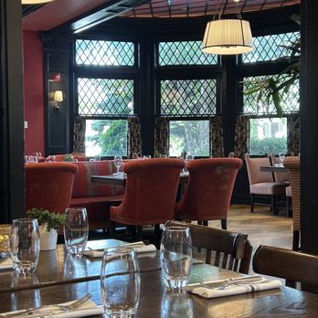 Rosalie - Italian Near Me - Wayne, Pennsylvania