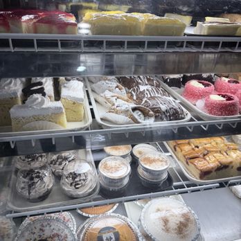 Melao Bakery - Orlando - Bakeries Near Me - Orlando, Florida