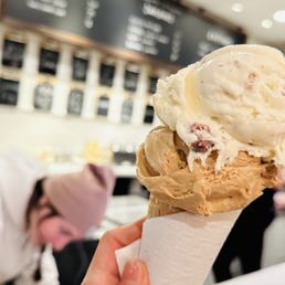 Whisky & hazelnut and salted caramel Whisky & hazelnut and salted caramel