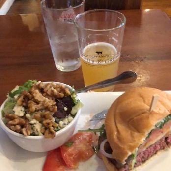 Cavana's Pub & Grub - Pubs Near Me - Sutter Creek, California