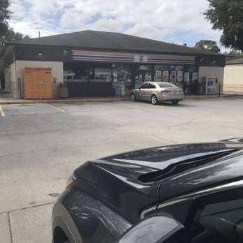 7-Eleven - Outside - Convenience Stores Near Me - Tampa, Florida