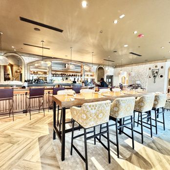 Sanctity Hotel Rancho Cucamonga, Tapestry Collection by Hilton - Hotels Near Me - Rancho Cucamonga, California