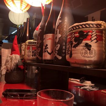 Tomo Ramen - Cozy decor - Ramen Near Me - Portland, Oregon Tomo Ramen - Cozy decor - Ramen Near Me - Portland, Oregon