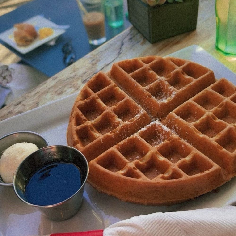 Tryst - Buttermilk Waffle - Lounges Near Me - Washington, DC, District of Columbia