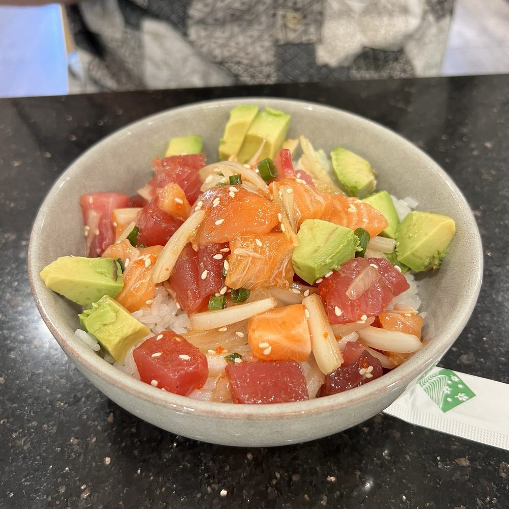Fresh Bites Hawaii - Mix Poke Don - Poke Near Me - Honolulu, Hawaii Fresh Bites Hawaii - Mix Poke Don - Poke Near Me - Honolulu, Hawaii