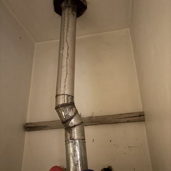 Inbound Plumbing - This is the Old water heater they came in with a new one - Plumbing Near Me