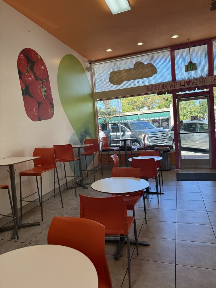 La Michoacana Logo