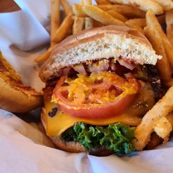 The IceBox & Round About Grill, - Cheeseburger