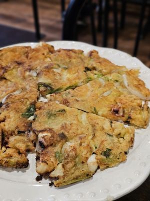 JeunJu Korean Restaurant 전주식당 | 전주할매칼국수 - Authentic Korean home style food by null