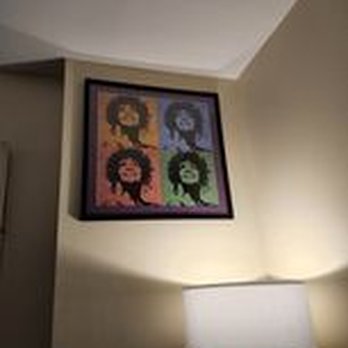 Nachmias Chiropractic - really nice art - Chiropractors Near Me - New York, New York