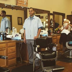 GoodFellas Barber Shoppe - Clinton Carter The Barber at GoodFellas Barber Shop