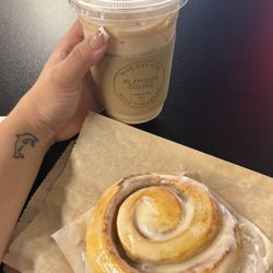 Platform Coffee - ice chai latte & cinnamon bun