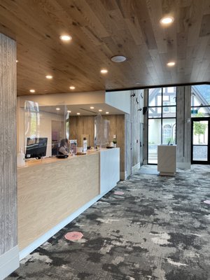 Peaks Hotel & Suites by null