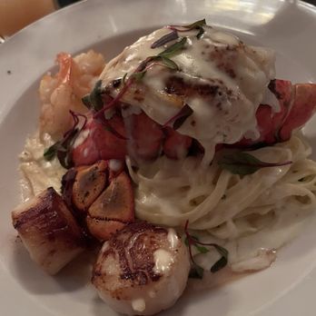 Vic's On the River - The pasta dish- Atlantic Shellfish Melange. The portion is generous, the seafood and the pasta combination are perfectly done!! - Seafood Near Me - Savannah, Georgia Vic's On the River - The pasta dish- Atlantic Shellfish Melange. The portion is generous, the seafood and the pasta combination are perfectly done!! - Seafood Near Me - Savannah, Georgia