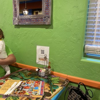 El Tapatio - Decor - Mexican Near Me - Page, Arizona