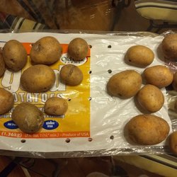 Berkot's Super Foods- Peotone