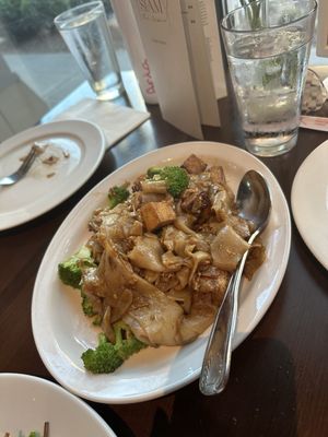 Siam On Eastlake by null