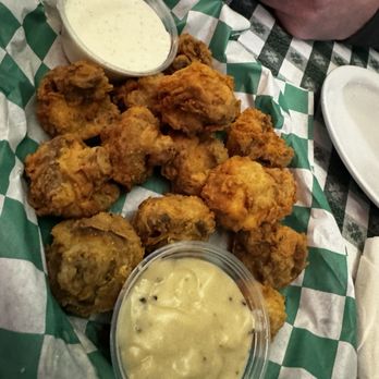 Pat's Place - Fried Mushrooms - American Near Me - New Braunfels, Texas