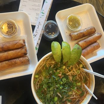 Spring Rollin' - Pho, Fried New Mexico Egg Roll, Fried Vegetarian Egg Roll - Vietnamese Near Me - Albuquerque, New Mexico