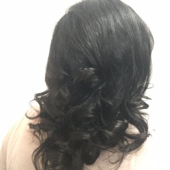 Radically Curly - Silk press on natural hair by Briahna. - Hair Salons Near Me - Henderson, Nevada Radically Curly - Silk press on natural hair by Briahna. - Hair Salons Near Me - Henderson, Nevada
