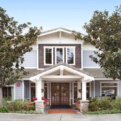 Ivy Park at Huntington Beach - Community front entrance