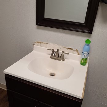 Fast Pace Health Urgent Care - Sink area in bathroom - Urgent Care Near Me - Leesville, Louisiana Fast Pace Health Urgent Care - Sink area in bathroom - Urgent Care Near Me - Leesville, Louisiana