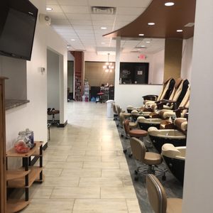 LIV AVEDA SALON & SPA - Updated October 2024 - 25 Reviews - 1839 Adams