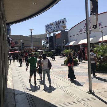 The Outlets at Orange - Shopping Centers Near Me - Orange, California