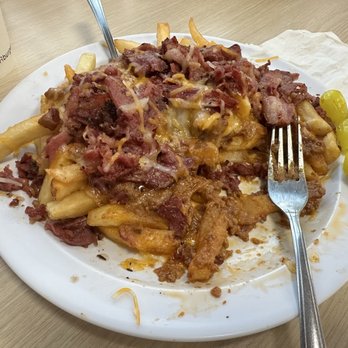 R Burgers - Pastrami Chili Cheese Fries - Burgers Near Me - Las Vegas, Nevada R Burgers - Pastrami Chili Cheese Fries - Burgers Near Me - Las Vegas, Nevada