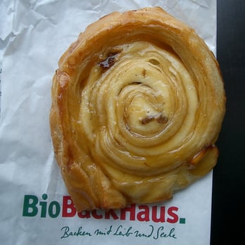 BioBackHaus. - Mein Liebling der Saison. Die frische Plunder-Quark-Schnecke. - Bakeries Near Me - Berlin, BE