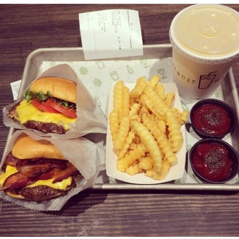 Shake Shack I-Drive - Just under 20$ for all this good. Pretty good, but in-n-out all the way! - Ice Cream & Frozen Yogurt Near Me - Orlando, Florida Shake Shack I-Drive - Just under 20$ for all this good. Pretty good, but in-n-out all the way! - Ice Cream & Frozen Yogurt Near Me - Orlando, Florida
