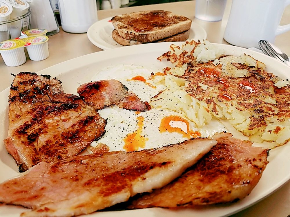 BELMONT SNACK SHOP CLOSED 67 Photos & 136 Reviews 3407 W Belmont