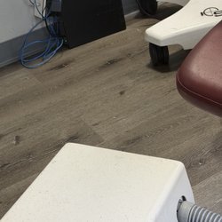 Royal dental group - Dirty everywhere