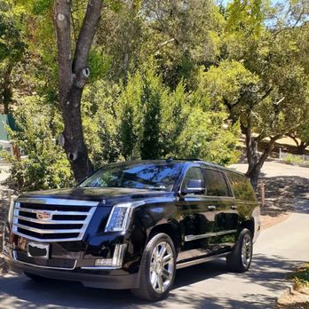 Alta Luxury Transportation - 6-passenger SUV - Limos Near Me - Napa, California Alta Luxury Transportation - 6-passenger SUV - Limos Near Me - Napa, California
