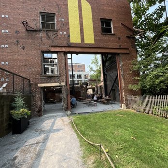 Monday Night Brewing Preservation - Outside - Breweries Near Me - Nashville, Tennessee Monday Night Brewing Preservation - Outside - Breweries Near Me - Nashville, Tennessee