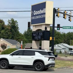 Goodwill Thrift Store & Donation Center - Sign