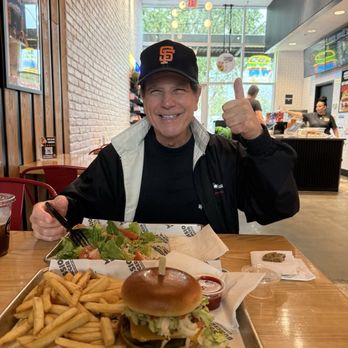 Mission Burger - Burgers Near Me - Austin, Texas