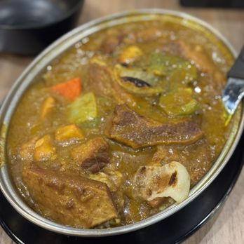 Good Catch Bar & Café - baked curry beef brisket rice (minus double cheese) - Hong Kong Style Cafe Near Me - Toronto, Ontario