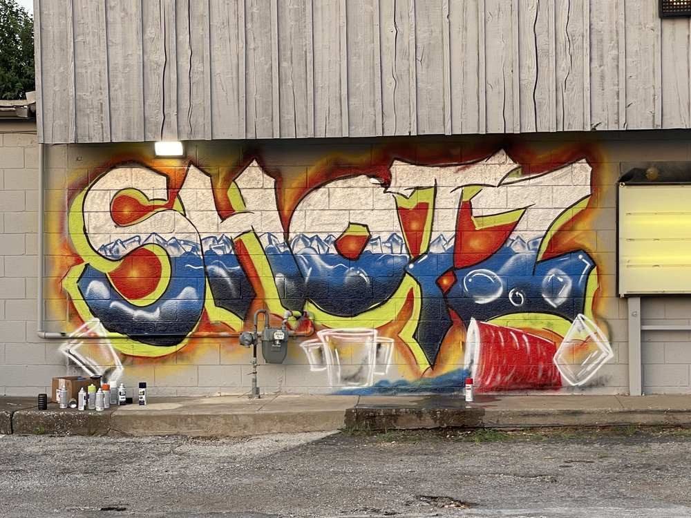 SHOTZ LIQUOR & SMOKE Updated September 2024 1200 East Scott Ave