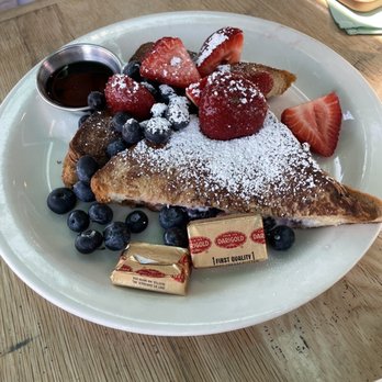 Martha's - Stuffed French Toast - American Near Me - Hermosa Beach, California